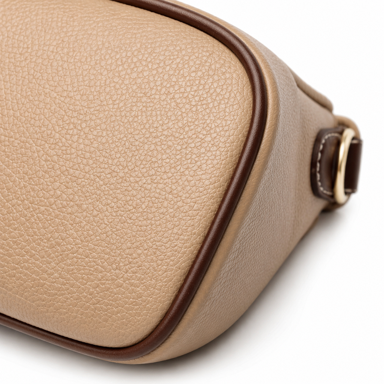 Maison LYORÉN Colette flap crossbody side view
